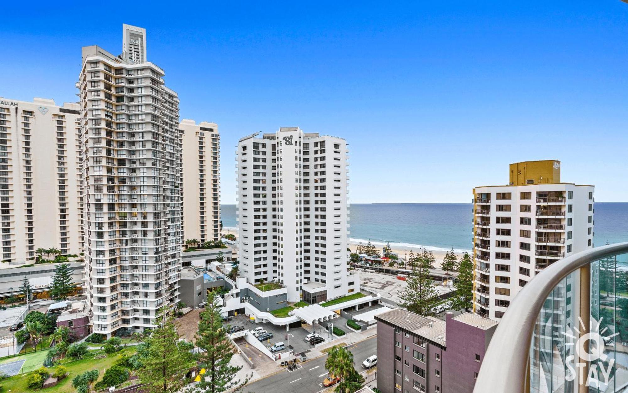 Interconnecting 2 Bedroom Unit At Legends — Q Gold Coast